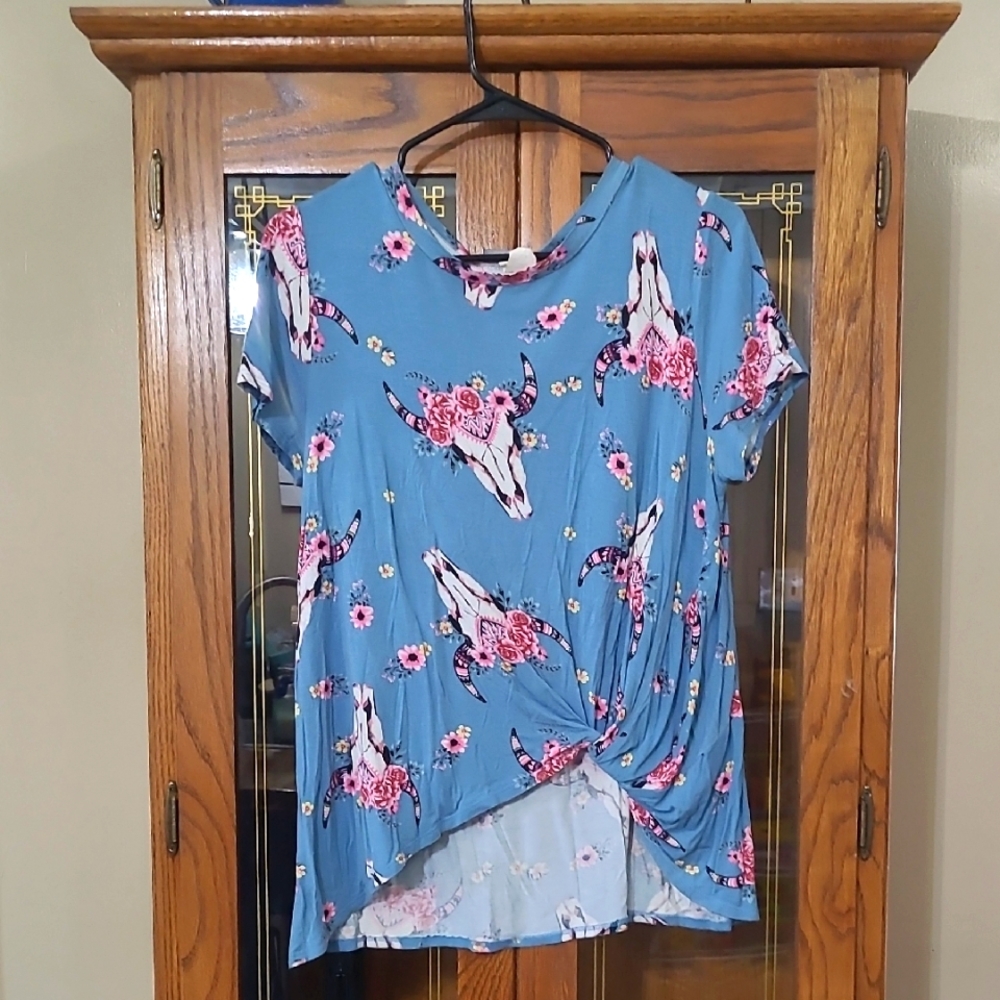 Western Panhandle Floral Blue Women's Top